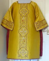 Gold Antique Roman High Mass Set of Vestments